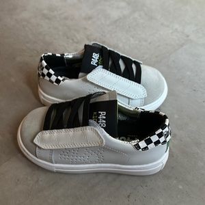P448 toddler leather sneakers